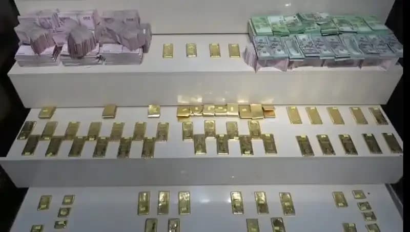 Van Havalimanı’nda Kaçak Altın ve Para Yakalandı: Olayın Ayrıntıları