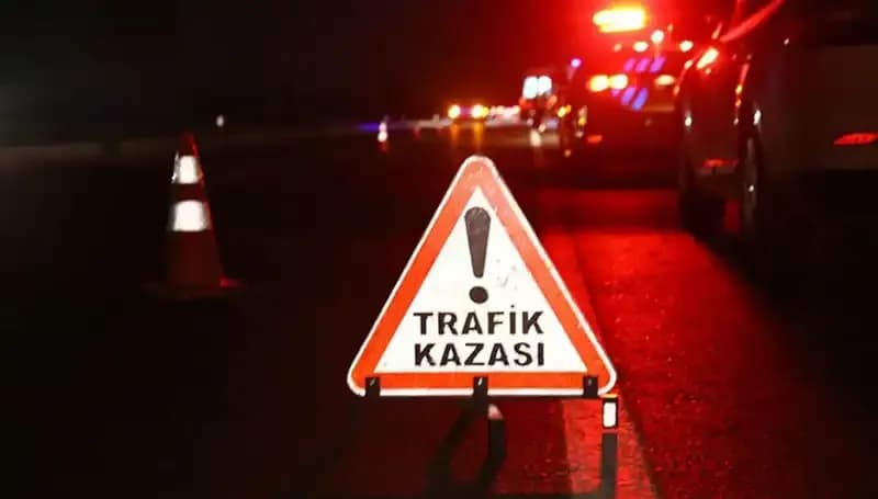 Şanlıurfa'da Zincirleme Kaza: 7 Kişi Yaralandı, Yol Trafiğe Kapandı
