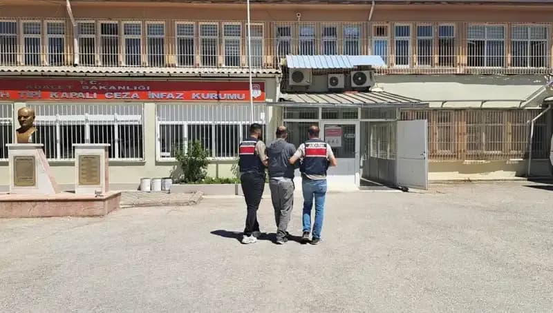 Kırmızı Bültenle Aranan Şüpheli Eskişehir'de Neden Yakalandı?