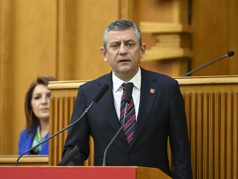 Özgür Özel Hakkında Mahkeme Heyetine Hakaret Soruşturması Başlatıldı