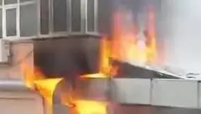 İstanbul'da Kafede Yangın: Alevlere Müdehaleler Devam Ediyor