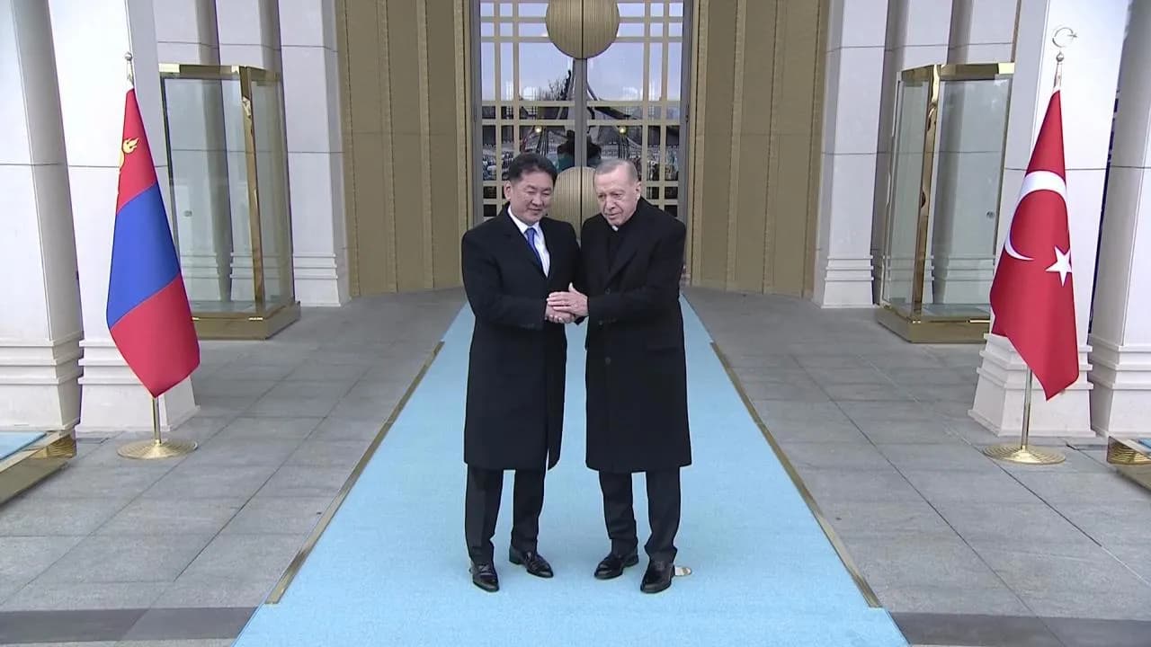 Moğolistan Cumhurbaşkanı Ukhnaa, Ankara'da