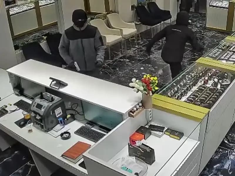 Konya'daki Kuyumcu Soygununda Silah ve Bilezikler Sahte Çıktı