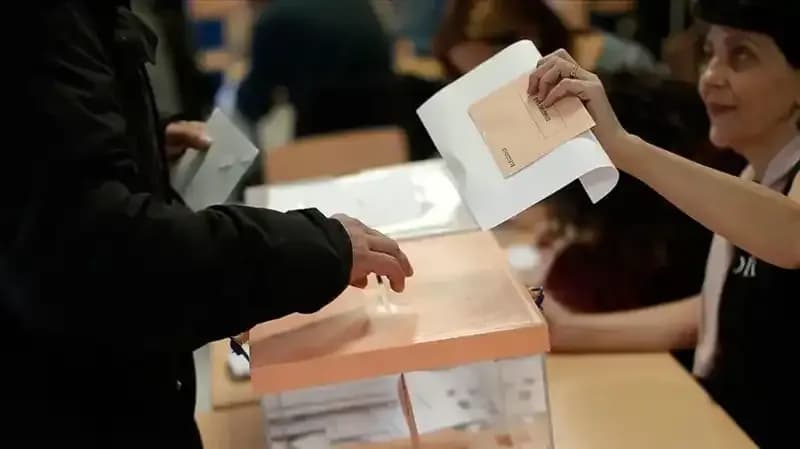 İspanya'da Sosyalist Parti İkinci Seçim Hezimetini Yüzleşiyor