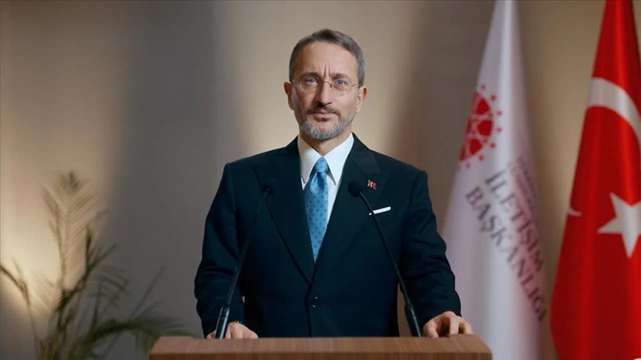 Fahrettin Altun'dan Gazetecilere Destek Mesajı