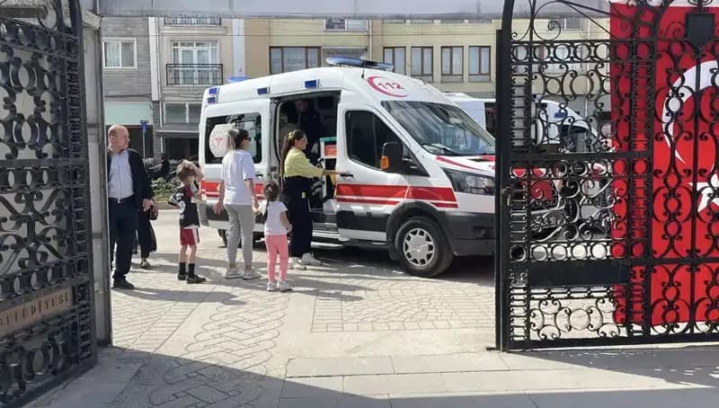 Eskişehir'de Sahipsiz Köpek Skandalı: İki Çocuğa Saldırı Gerçekleşti