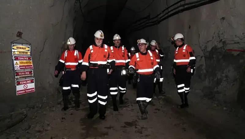 Bakan Işıkhan, Altın Madeni Ziyaretiyle Yatırımcıların İlgisini Çekti