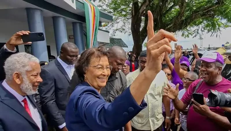 Surinam Tarihinde Yeni Bir Dönem: İlk Kadın Devlet Başkanı Seçildi