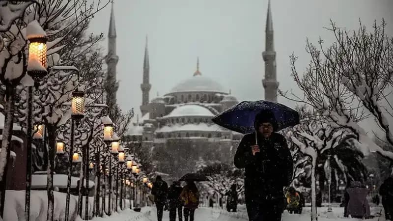 İstanbul'u Beyaz Örtüyle Buluşturacak Kar Yağışı Yolda!