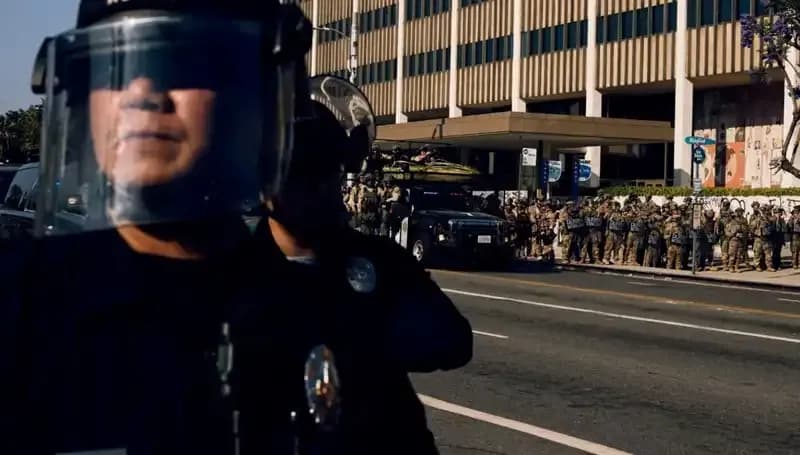 Los Angeles'ta Sokağa Çıkma Yasağı: Şehir Neden Karantina Uyguluyor?