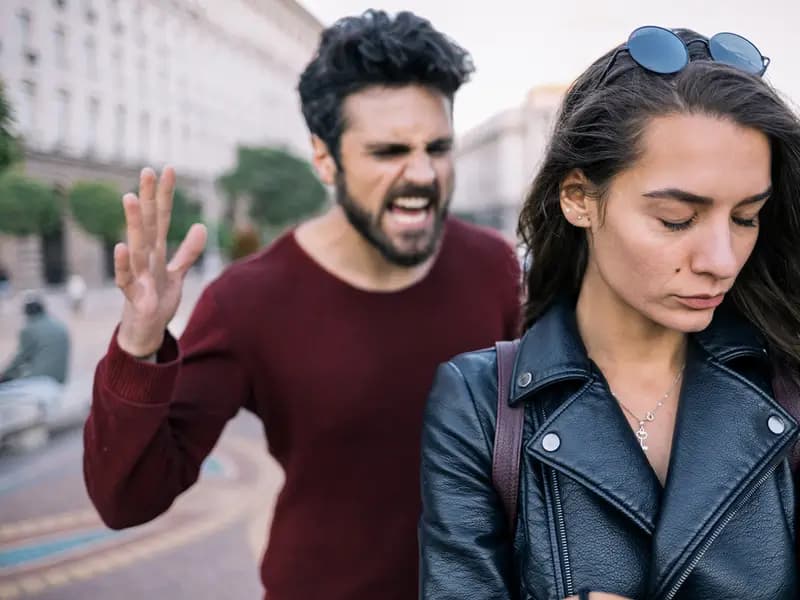 Bir İlişkinin Biteceğini Gösteren 4 Sinsi Belirti