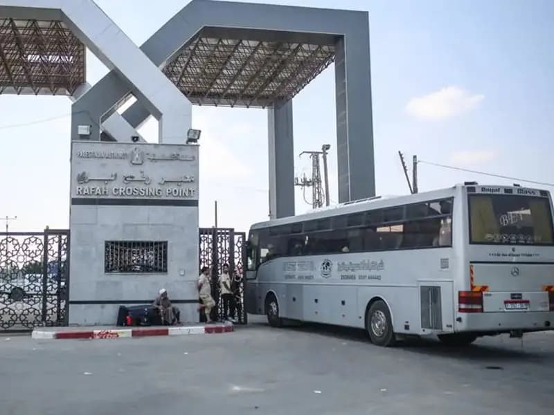 İsrail, Refah Sınır Kapısı'nı Yeniden Açıyor: Sınırlı Geçiş İzni Verildi