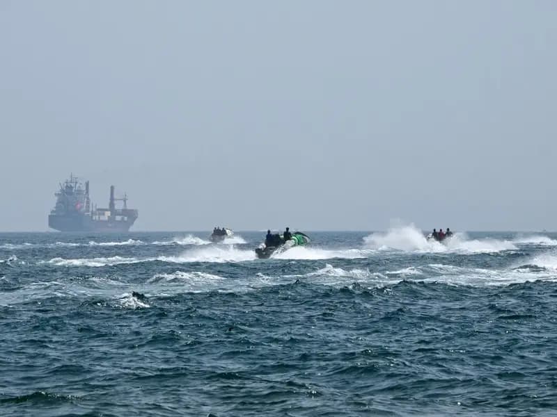 22 Ülkeden Hürmüz Boğazı İçin Güvenlik Taahhüdü