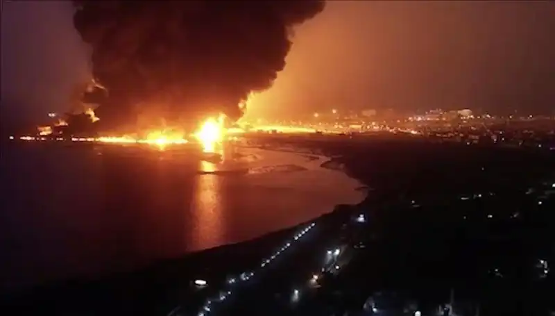 Yemen’de Türk Gemisine Yapılan Saldırı: Şarapnel Isabet Etti