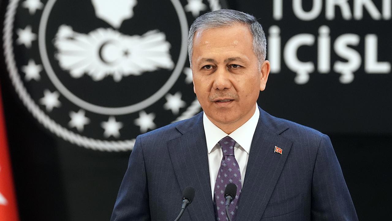 Bakan Yerlikaya'dan 25 Bin Suriyelinin Ülkesine Dönüş Haberi