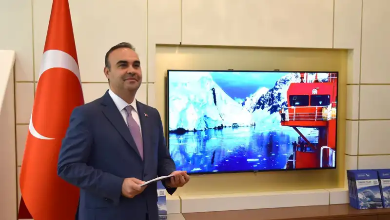 Türkiye, Antarktika'da Bilimsel Araştırmalar İçin İlk Üssünü Kurmaya Hazırlanıyor