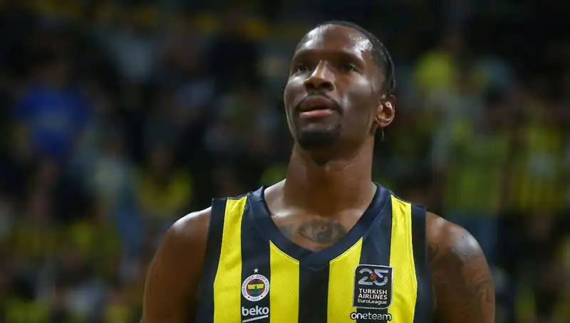 Nigel Hayes-Davis, Yeni Takımıyla Basketbol Sahalarında Heyecan Yarattı